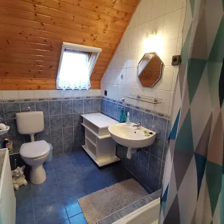 Szoloskert Apartment *